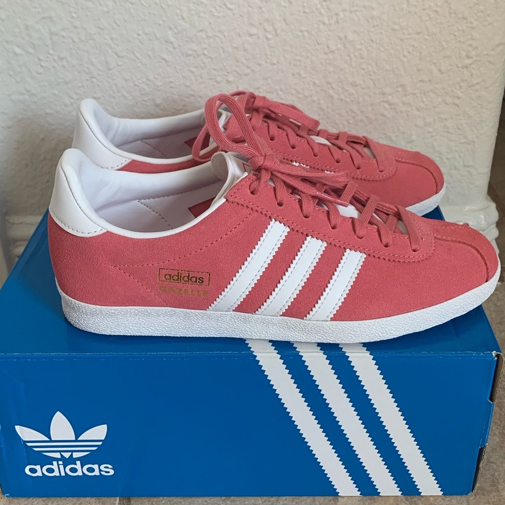 Adidas - Picture 3 of 8